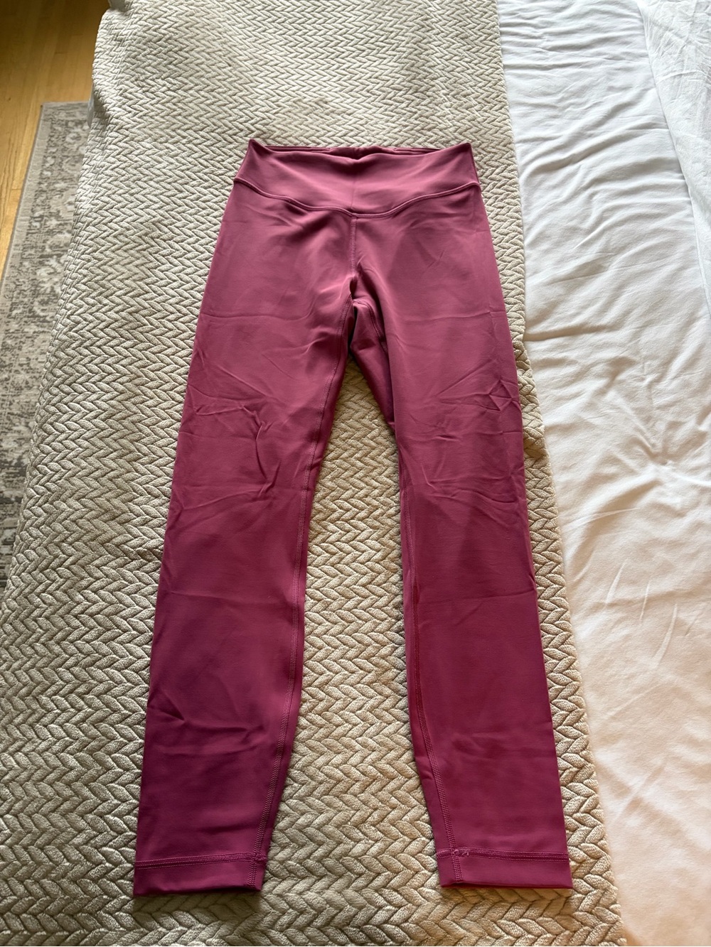 lululemon Wunder Train 28” High-Rise Leggings